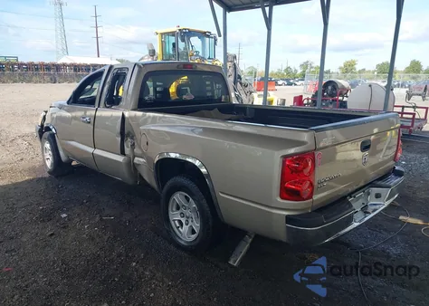 2005 Dodge Dakota Slt z USA, uszkodzony, nr VIN 1D7HE42K15S214328